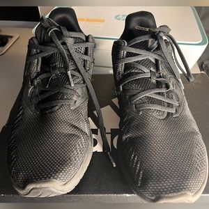 Adidas black alphabounce 3  running shoes size 8 1/2
